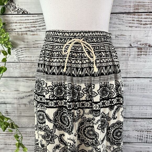 L.A. Harts Skirt size Small Black White Paisley Retro Flowers Hippie Midi Boho - Picture 5 of 13